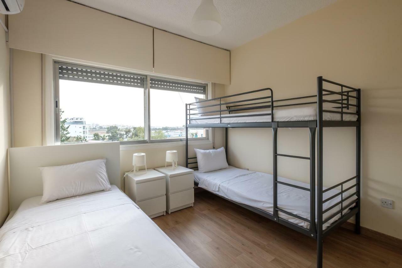 Spacious 2Bdr @ Mackenzie ลาร์นาคา ภายนอก รูปภาพ